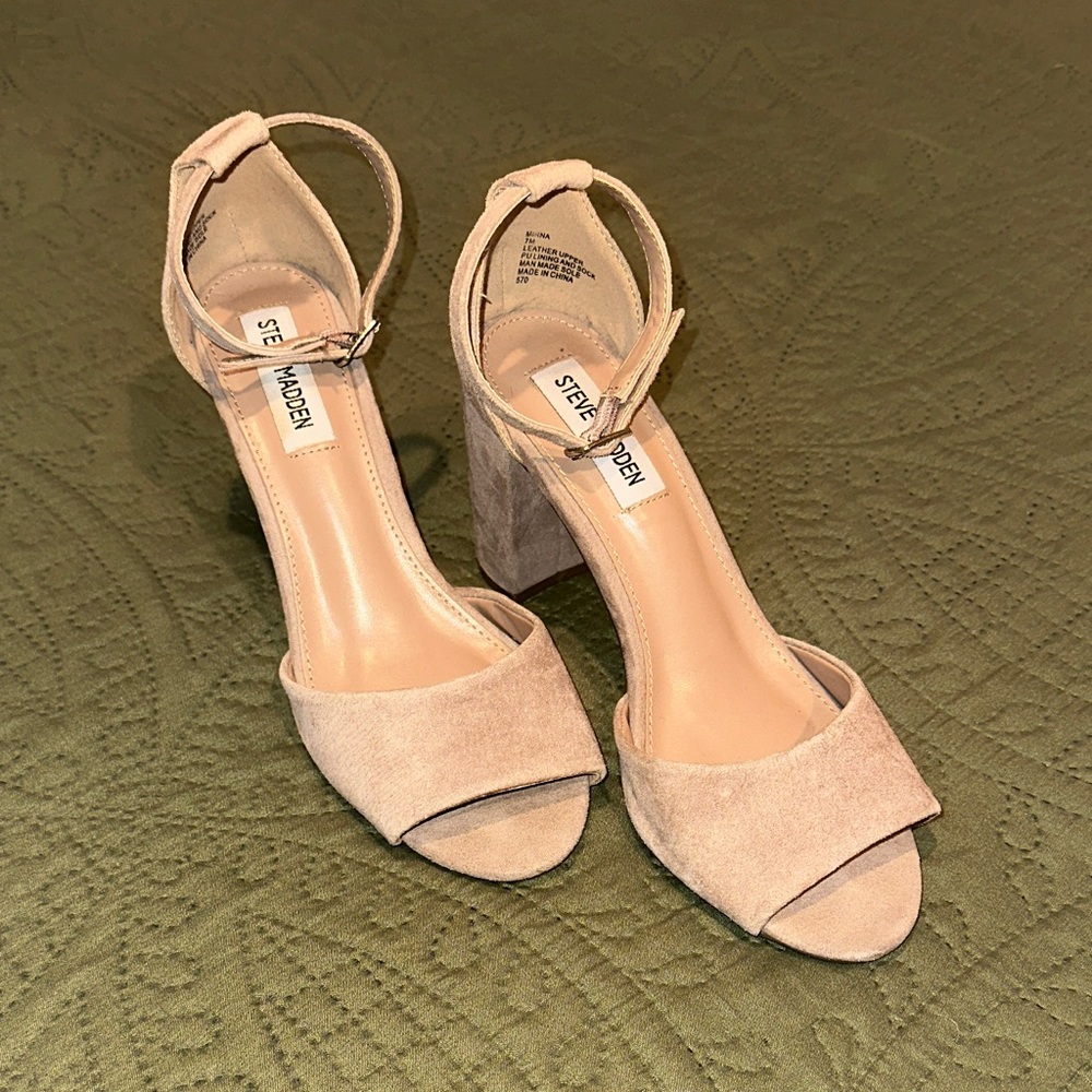 Steve Madden Tan Suede Block Heels with Strap